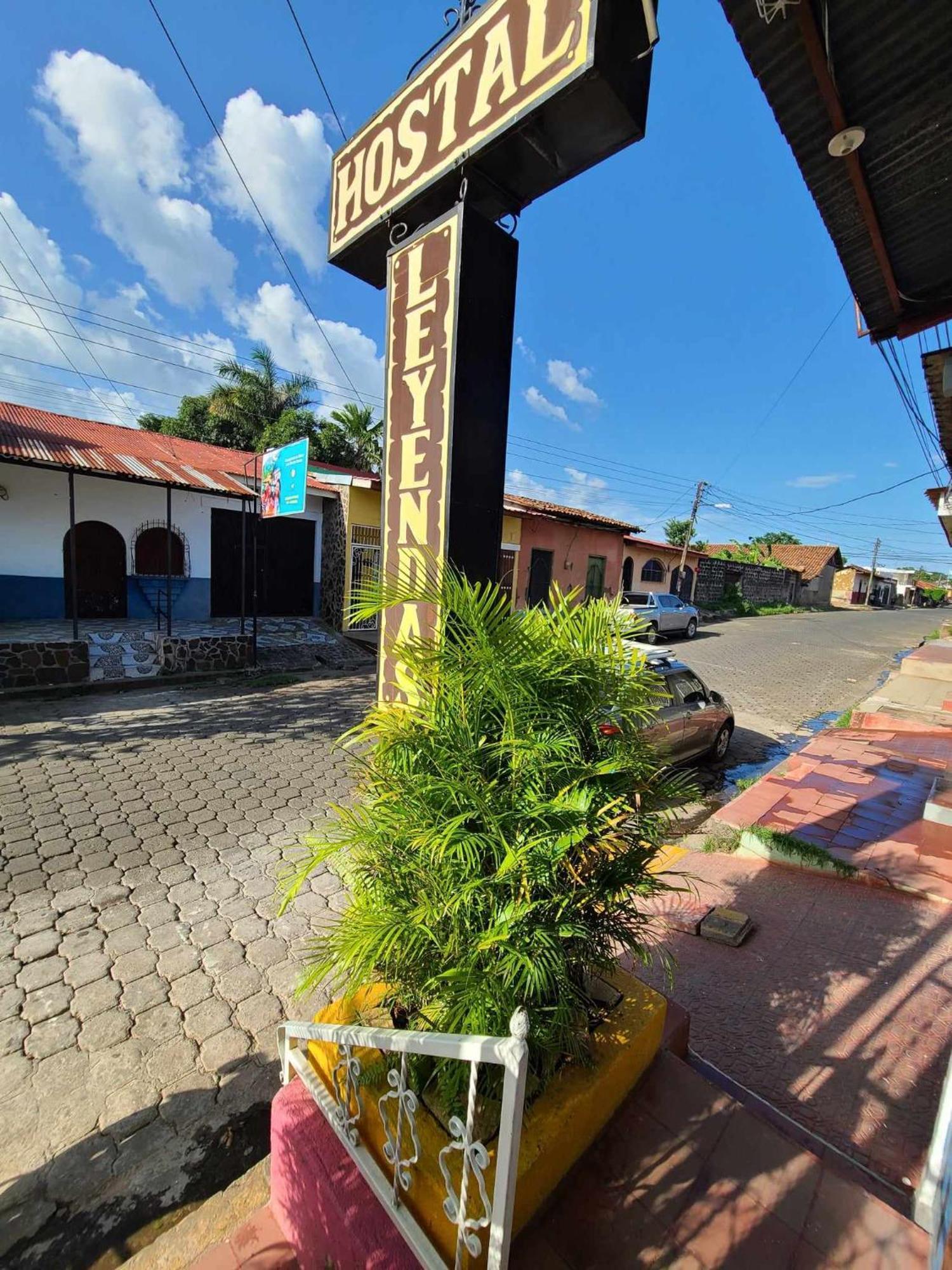Hostal Leyendas Leon Exterior photo